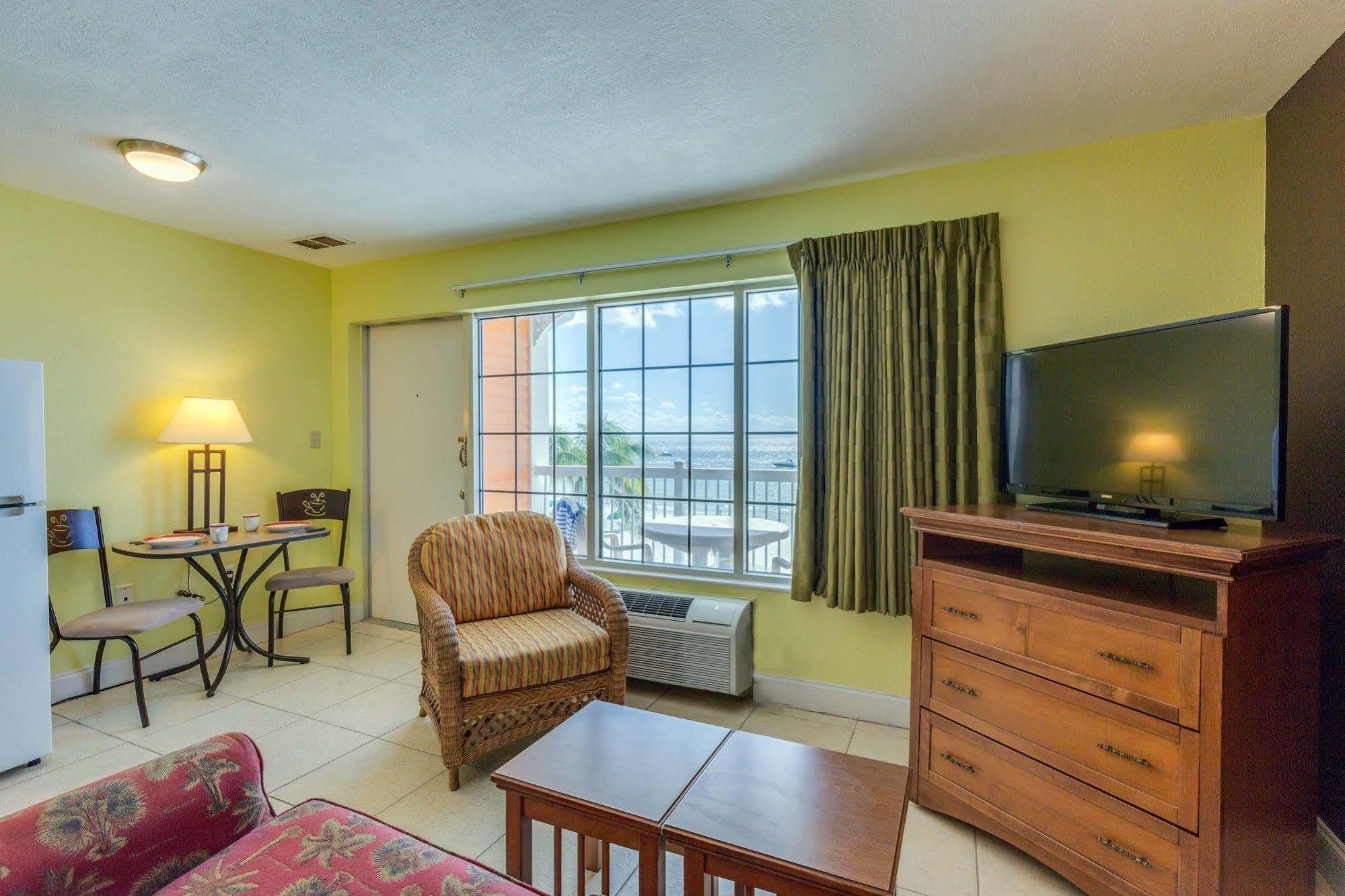 Pierview Hotel And Suites Fort Myers Beach Ngoại thất bức ảnh